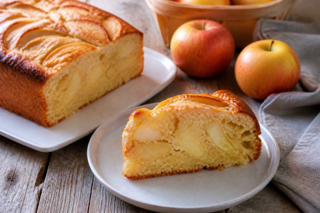 4 quart aux pommes : recette moelleuse et facile 4 quart aux pommes : recette moelleuse et facile