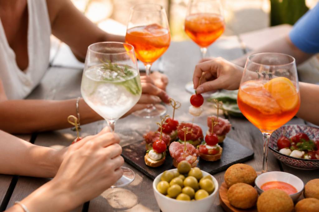Apéritif d’été boisson : les meilleures idées rafraîchissantes à partager Apéritif d’été boisson : les meilleures idées rafraîchissantes à partager