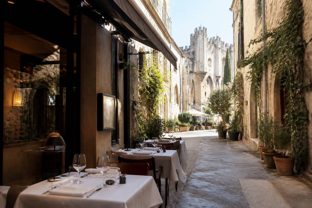 Avignon michelin : les meilleures adresses gastronomiques à découvrir en 2026 Avignon michelin : les meilleures adresses gastronomiques à découvrir en 2026